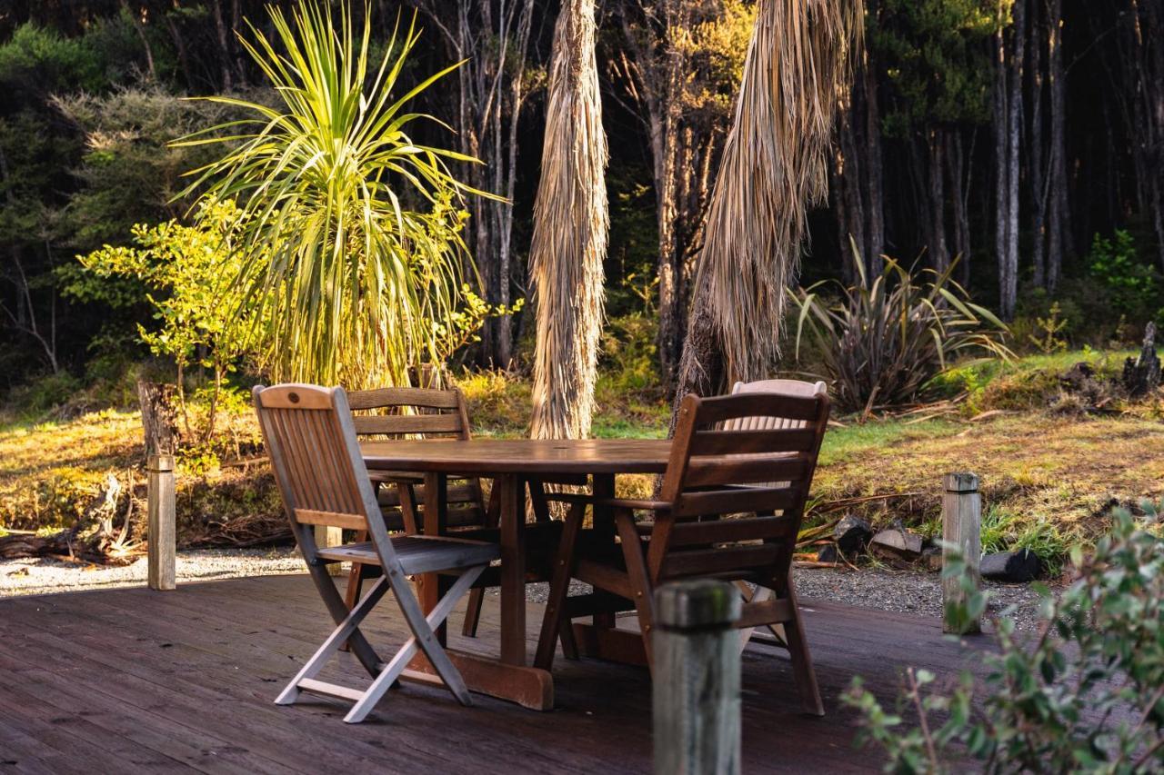 Totara Lodge - Unwind, Relax & Enjoy - Mt Lyford Ngoại thất bức ảnh